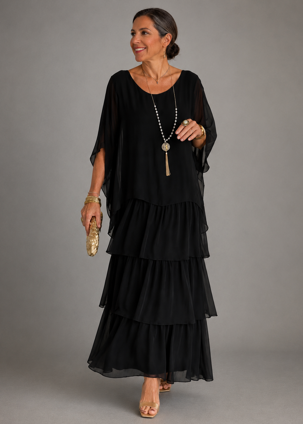 Valentina - Elegante vestido maxi de capas