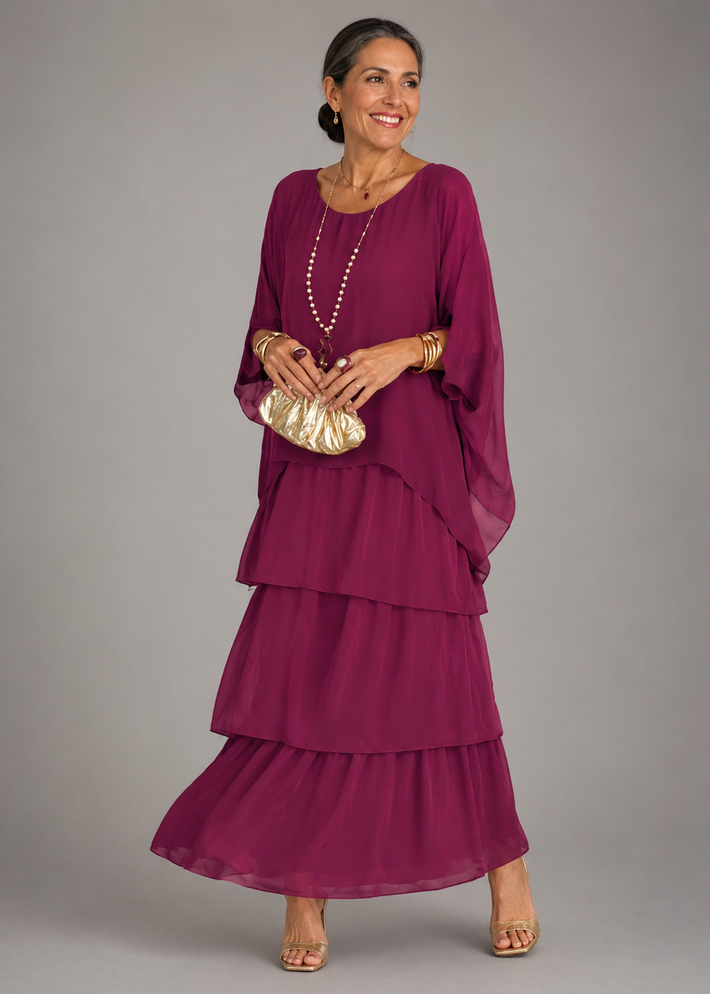 Valentina - Elegante vestido maxi de capas