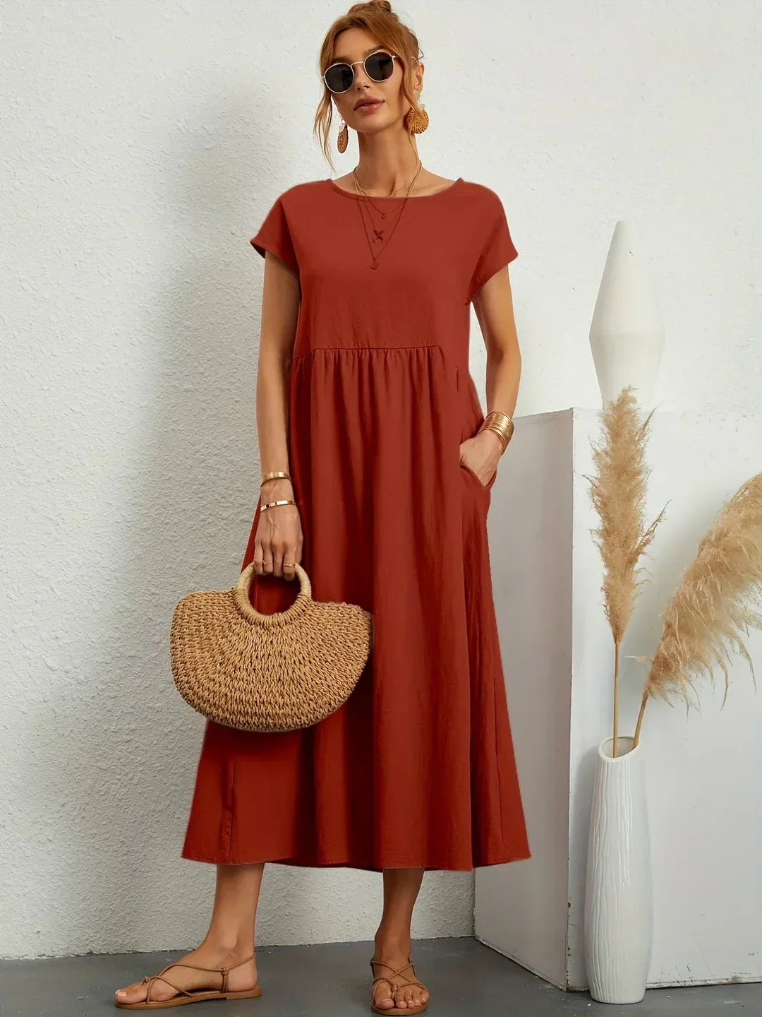 Valentina - Elegante vestido midi favorecedor