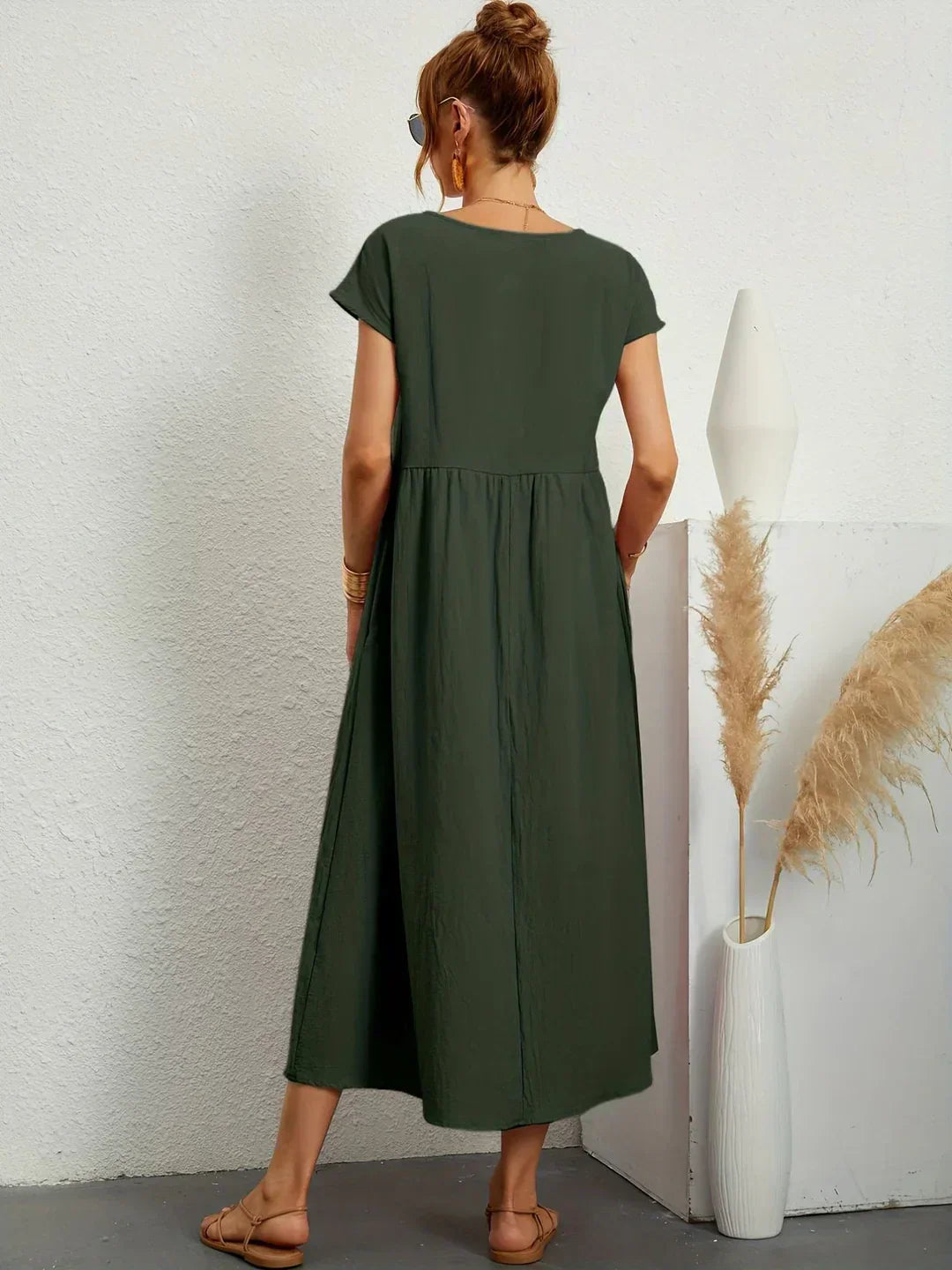 Valentina - Elegante vestido midi favorecedor