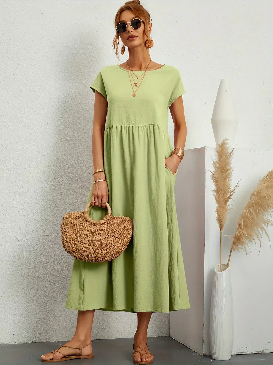 Valentina - Elegante vestido midi favorecedor
