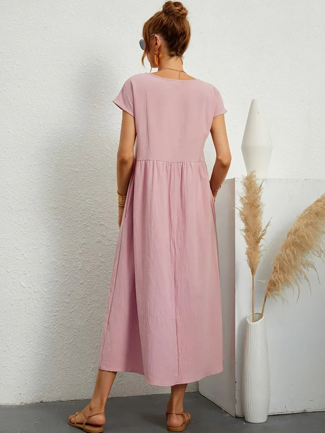 Valentina - Elegante vestido midi favorecedor