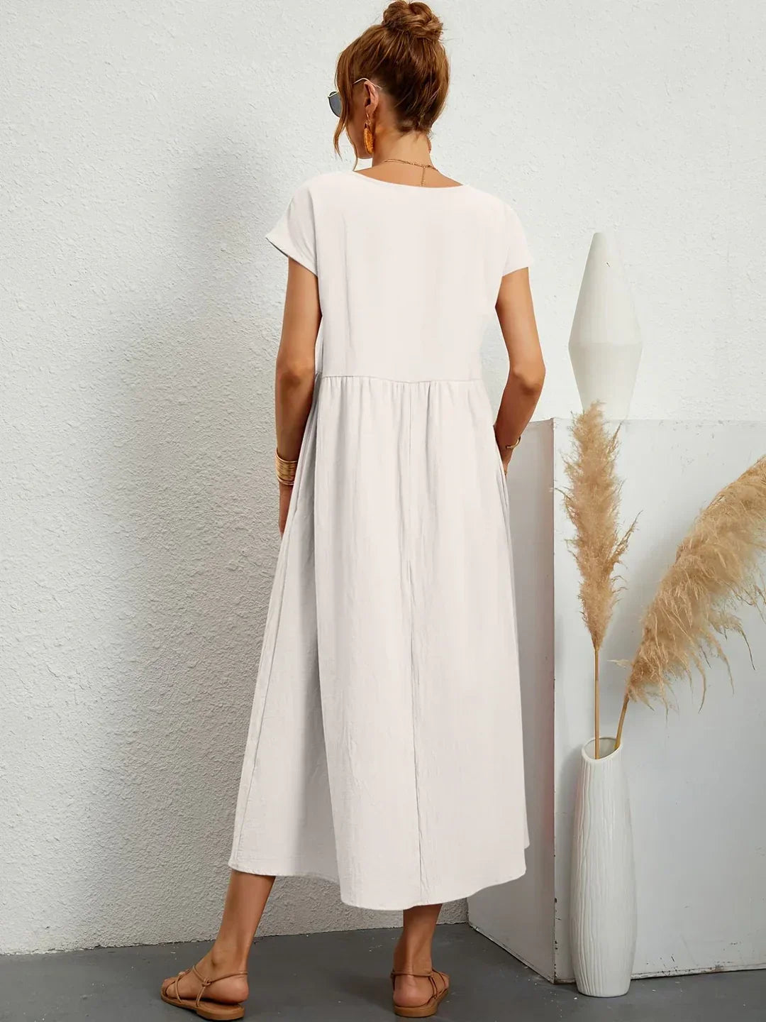 Valentina - Elegante vestido midi favorecedor