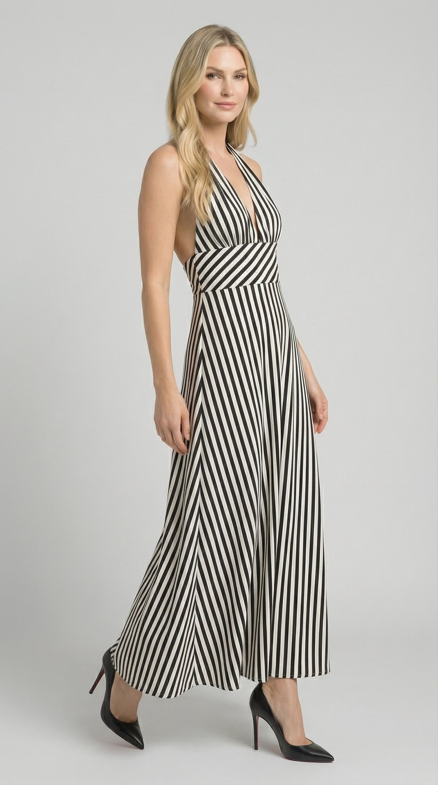 Vestido largo a rayas con cuello en V de Sandra