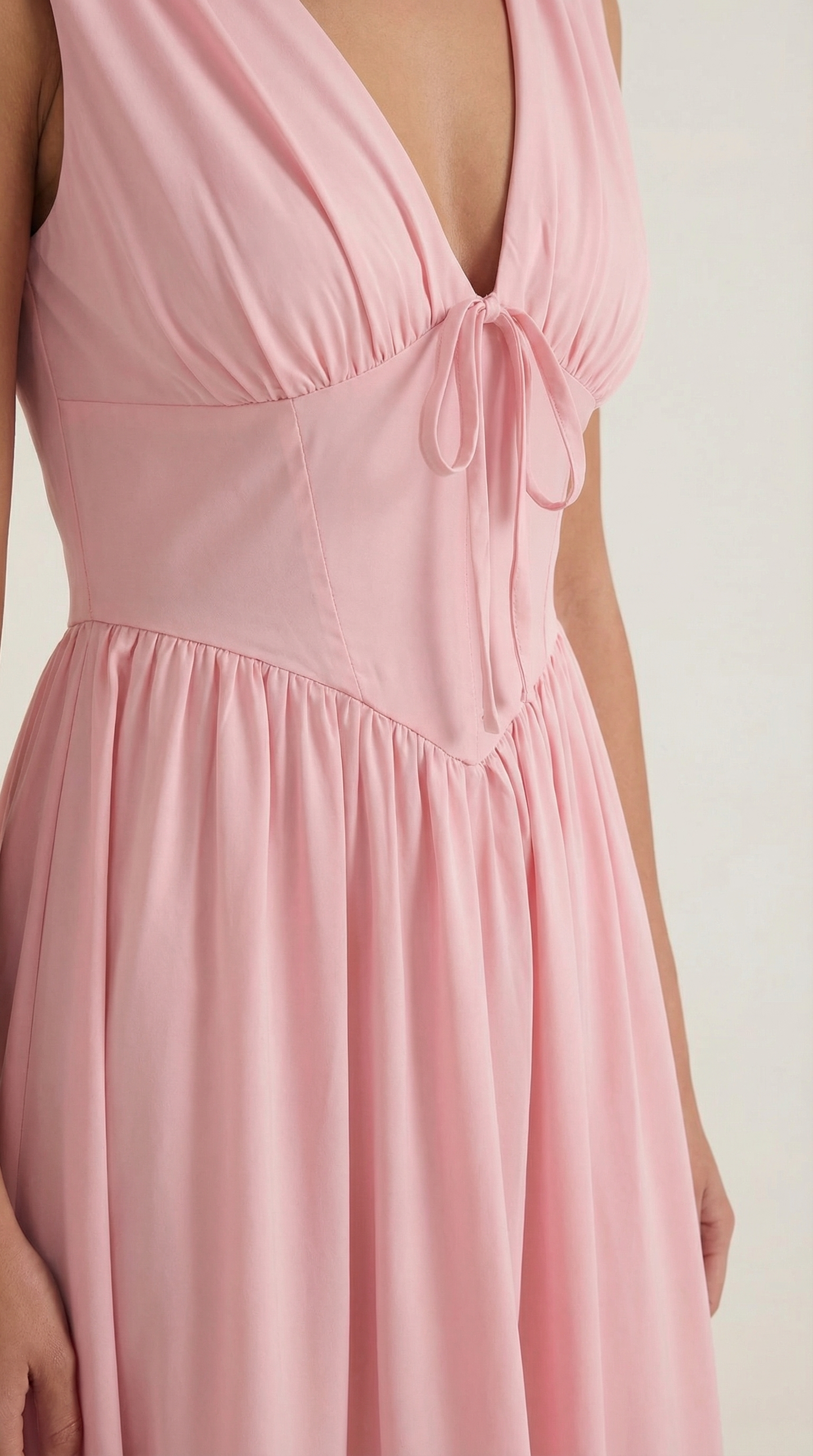 Vestido midi con escote en V Cassiopeia