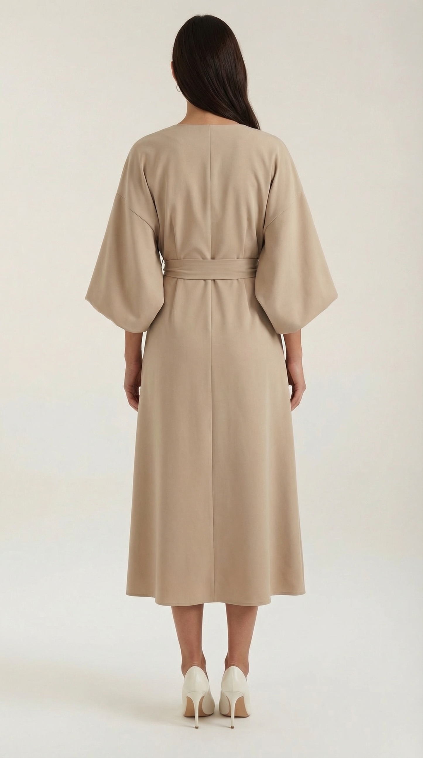 Vestido largo de Ana con cinturón